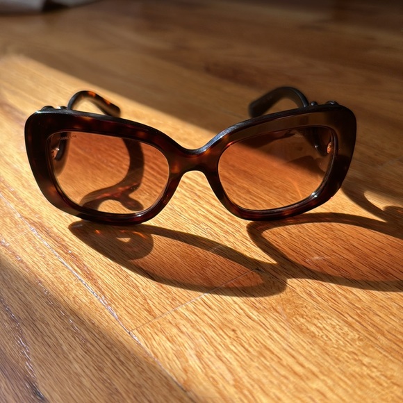 Prada Tortoise Baroque Sunglasses - Picture 4 of 7